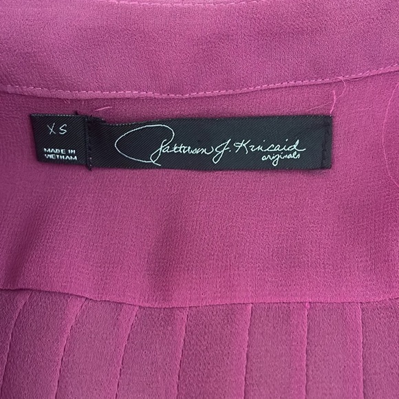 Pink sheer top - Picture 2 of 3